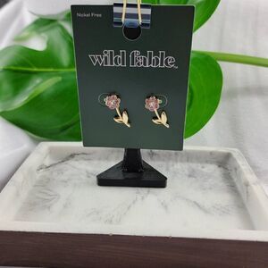 Wild Fable Flower  Earrings